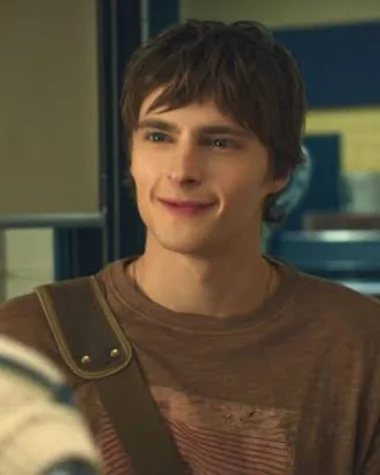 Nathan Walter speaking with Skylar in My Life with the Walter Boys